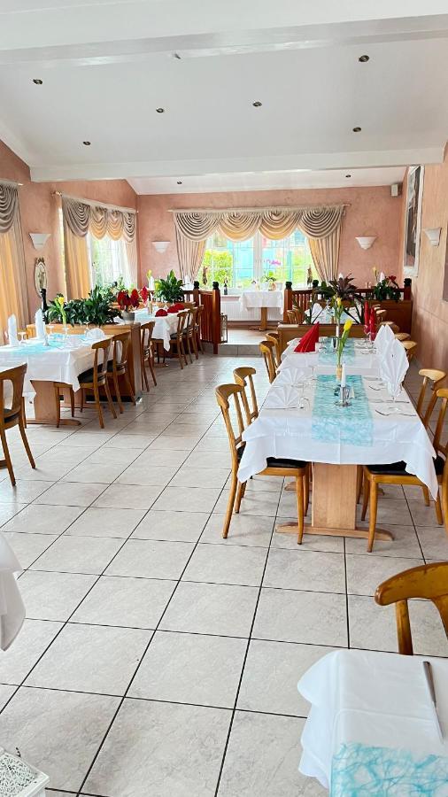 Hotel & Restaurant Am Kirschberg Alten Buseck Ngoại thất bức ảnh