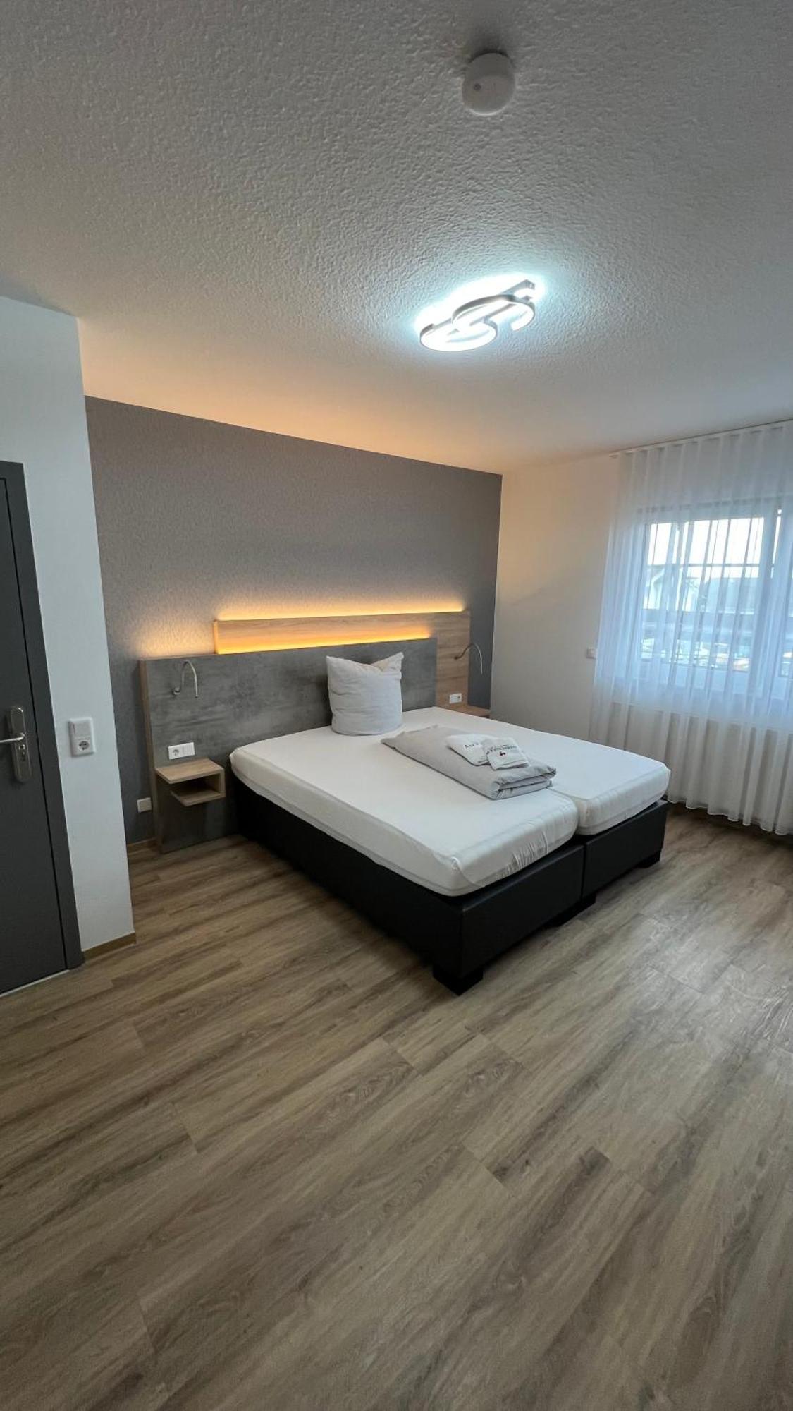 Hotel & Restaurant Am Kirschberg Alten Buseck Ngoại thất bức ảnh