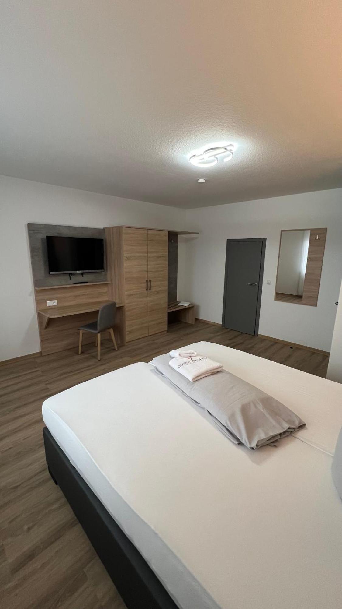 Hotel & Restaurant Am Kirschberg Alten Buseck Ngoại thất bức ảnh