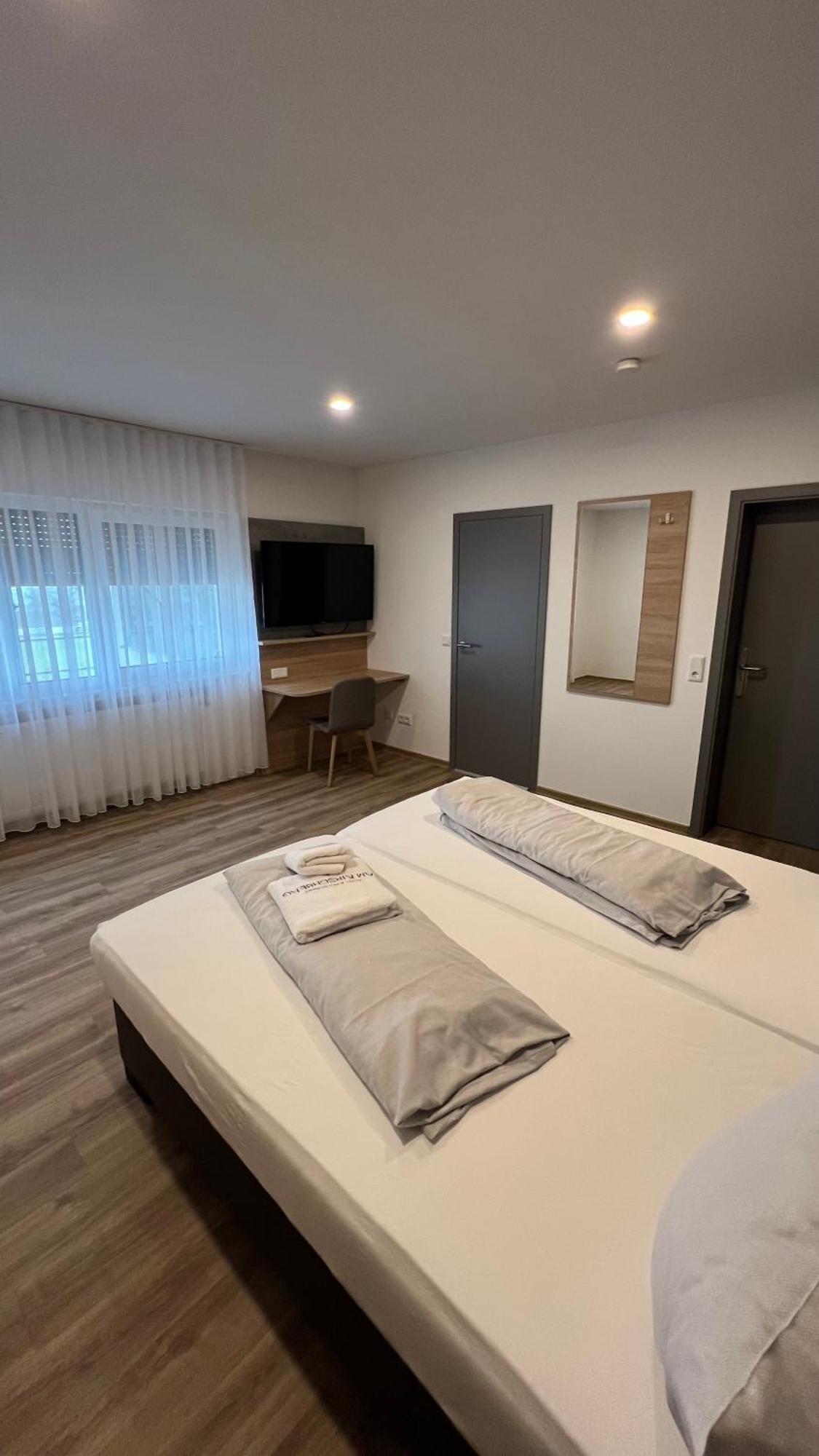 Hotel & Restaurant Am Kirschberg Alten Buseck Ngoại thất bức ảnh