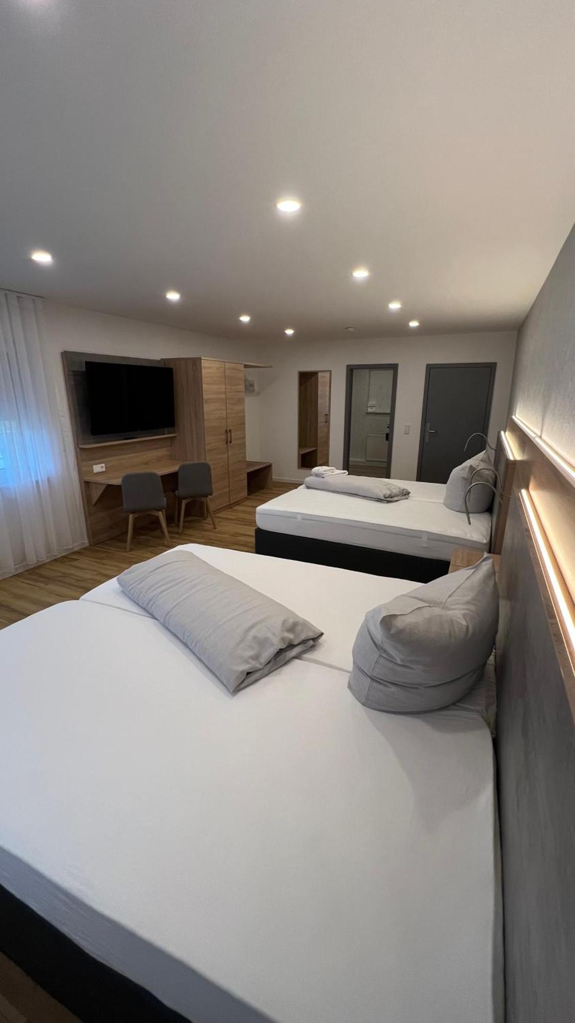Hotel & Restaurant Am Kirschberg Alten Buseck Ngoại thất bức ảnh