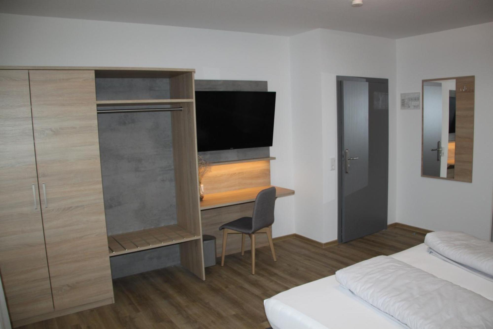 Hotel & Restaurant Am Kirschberg Alten Buseck Ngoại thất bức ảnh