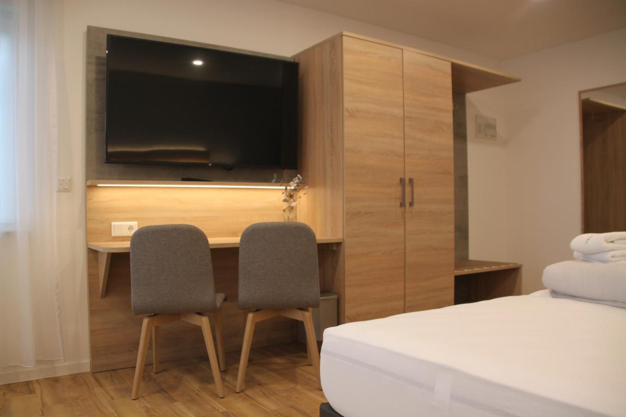 Hotel & Restaurant Am Kirschberg Alten Buseck Ngoại thất bức ảnh