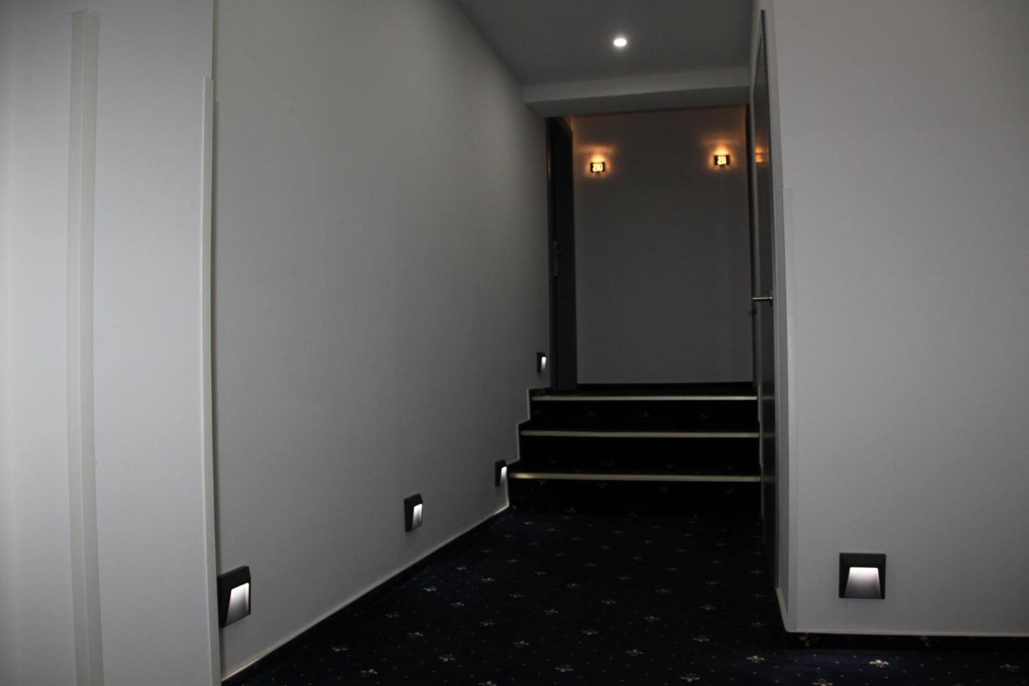 Hotel & Restaurant Am Kirschberg Alten Buseck Ngoại thất bức ảnh