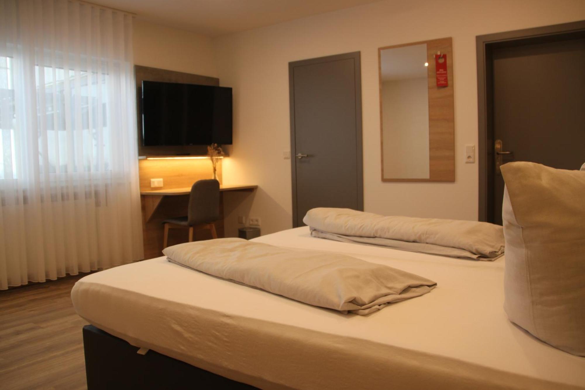 Hotel & Restaurant Am Kirschberg Alten Buseck Ngoại thất bức ảnh