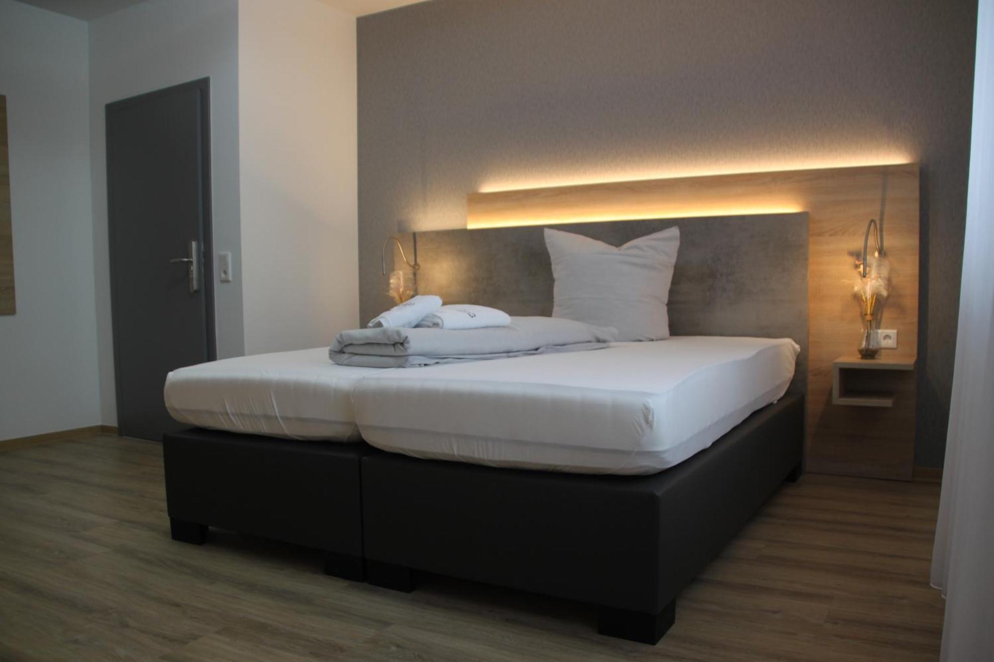 Hotel & Restaurant Am Kirschberg Alten Buseck Ngoại thất bức ảnh