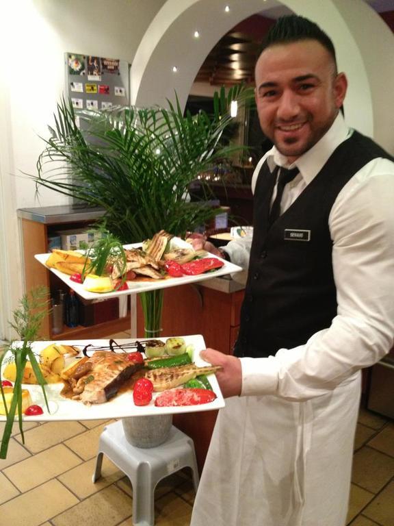 Hotel & Restaurant Am Kirschberg Alten Buseck Ngoại thất bức ảnh